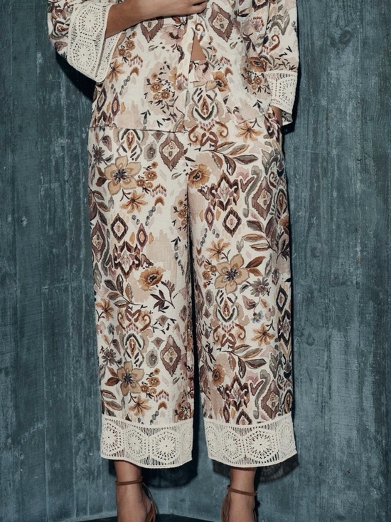 Zara Cream Floral Wide-Leg Cropped Pants with Lace Hem - Picture 2 of 5